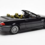 BMW M3 E46 Avoauto Musta Kyosho 1:18 - image 3 of 8