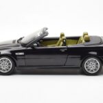 BMW M3 E46 Avoauto Musta Kyosho 1:18 - image 4 of 8