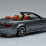 BMW M3 E46 Avoauto Harmaa Otto 1:18 - image 2 of 6