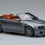 BMW M3 E46 Avoauto Harmaa Otto 1:18 - image 4 of 6