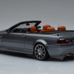 BMW M3 E46 Avoauto Harmaa Otto 1:18 - image 5 of 6