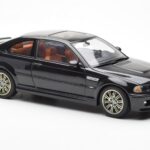 BMW M3 E46 Musta AUTOart 1:18 - image 6 of 8