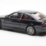 BMW M3 E46 Musta AUTOart 1:18 - image 7 of 8