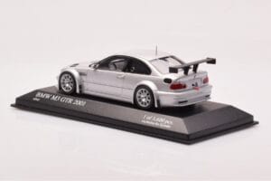 BMW M3 E46 GTR Street Hopea Minichamps 1:43 403012105 Metalli — kuva 3 / 4