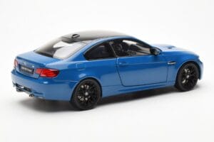 BMW M3 E92 Laguna Seca Blue Kyosho 1:18 08734LBL Metalli — kuva 3 / 8