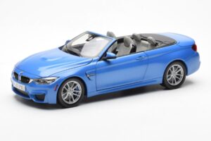 BMW M4 F83 Avoauto Yas Marina Sininen Paragon 1:18