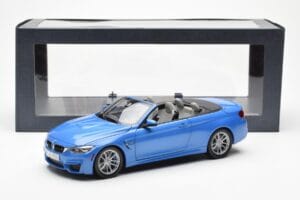BMW M4 F83 Avoauto Yas Marina Sininen Paragon 1:18 80432339612 Metalli — kuva 8 / 8
