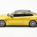 BMW M4 F82 Austin Keltainen Metallic Paragon 1:18 - image 4 of 8