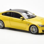 BMW M4 F82 Austin Keltainen Metallic Paragon 1:18 - image 6 of 8