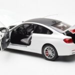 BMW M4 F82 Frozen Brilliant Valkoinen Paragon 1:18 PA-97101 - image 5 of 8