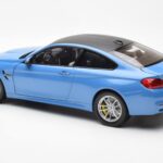 BMW M4 F82 Yas Marina Sininen Paragon 1:18 PA-97102 - image 7 of 8