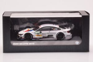 BMW M4 F82 #77 M. Tomczyk BMW M Performance Parts DTM 2015 Minichamps 1:43 80422405594 Metalli — kuva 4 / 4