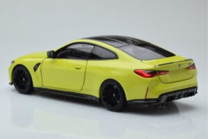 BMW M4 G82 Keltainen Jälleenmyyjäeditio Minichamps 1:18 80435A51949 Metalli — kuva 7 / 8