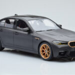 BMW M5 CS F90 Frozen Brands Hatch Harmaa GT Spirit 1:18 - image 3 of 5