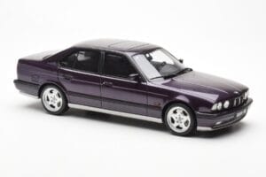 BMW M5 E34 Violetti Otto 1:18 OT106 Hartsi — kuva 4 / 6