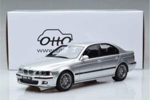 BMW M5 E39 Hopea Otto 1:18 OT747B Hartsi — kuva 7 / 7