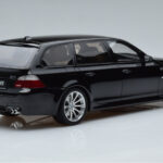 BMW M5 E61 Touring Musta Otto 1:18 - image 2 of 6