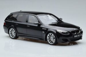 BMW M5 E61 Touring Musta Otto 1:18 OT1020 Hartsi — kuva 4 / 6