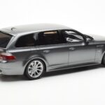 BMW M5 E61 Touring Harmaa Otto 1:18 - image 2 of 6