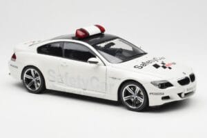 BMW M6 E63 MotoGP Safety Car 2006 Kyosho 1:18 08707GPB Metalli — kuva 6 / 8