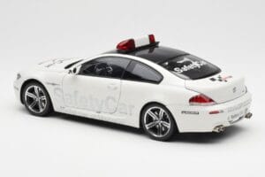 BMW M6 E63 MotoGP Safety Car 2006 Kyosho 1:18 08707GPB Metalli — kuva 7 / 8