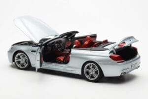 BMW M6 F12 Avoauto Silverstone Hopea II Paragon 1:18 80432253656 Metalli — kuva 5 / 8