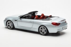 BMW M6 F12 Avoauto Silverstone Hopea II Paragon 1:18 80432253656 Metalli — kuva 7 / 8