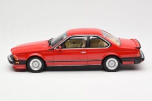 BMW M635 CSi E24 Henna Punainen Otto 1:18 OT1018 Hartsi — kuva 3 / 6