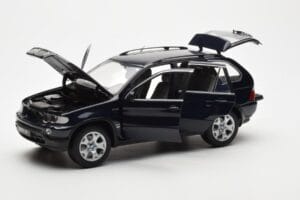 BMW X5 4.4i E53 Tumma Sininen Kyosho 1:18 08521DB Metalli — kuva 2 / 8