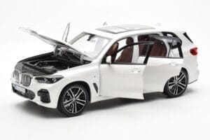 BMW X5 G05 Valkoinen Paragon 1:18 80432450996 Metalli — kuva 2 / 8