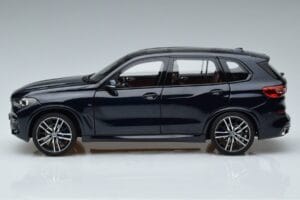 BMW X5 G05 Sininen Norev 1:18 183283 Metalli — kuva 4 / 7