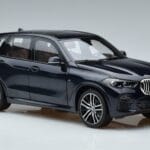 BMW X5 G05 Sininen Norev 1:18 183283 Metalli - image 5 of 7
