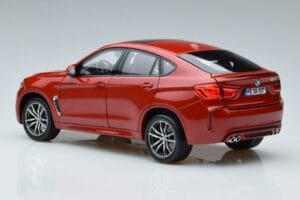 BMW X6M F86 Punainen Norev 1:18 183242 Metalli — kuva 6 / 7