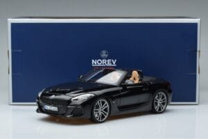 BMW Z4 G29 Musta Metallic Norev 1:18 183272 Metalli — kuva 7 / 7
