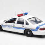 Chevrolet Caprice Sebring Poliisi UT Models 1:18 - image 5 of 6