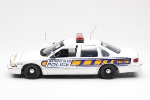Chevrolet Caprice Watkins Glen Poliisi UT Models 1:18 21028 Metalli — kuva 3 / 6