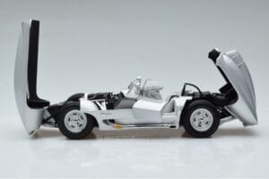 Chevrolet Corvette C1 Stingray Concept AUTOart 1:18 71000 Metalli — kuva 4 / 8