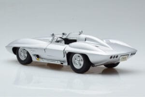 Chevrolet Corvette C1 Stingray Concept AUTOart 1:18 71000 Metalli — kuva 7 / 8