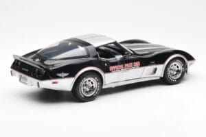 Chevrolet Corvette C3 Pace Car Indianapolis 500 1978 UT Models 1:18 21070 Metalli — kuva 2 / 6