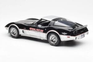 Chevrolet Corvette C3 Pace Car Indianapolis 500 1978 UT Models 1:18 21070 Metalli — kuva 5 / 6