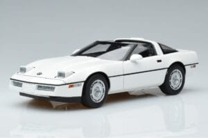 Chevrolet Corvette C4 Valkoinen AUTOart 1:18 71243 Metalli