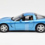 Chevrolet Corvette C5 Sininen Metallic UT Models 1:18 - image 3 of 6
