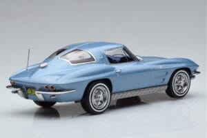 Chevrolet Corvette C2 Sting Ray Sininen Norev 1:18 189050 Metalli — kuva 2 / 6