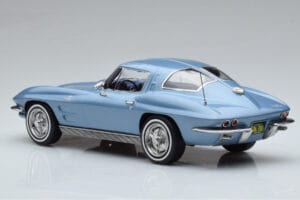 Chevrolet Corvette C2 Sting Ray Sininen Norev 1:18 189050 Metalli — kuva 5 / 6