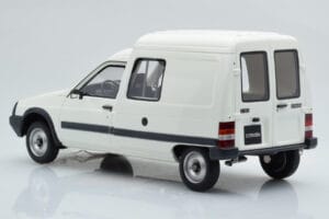 Citroen C15 D Valkoinen Otto 1:18 OT956 Hartsi — kuva 5 / 6