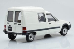 Citroen C15 E Valkoinen Otto 1:18 OT956B Hartsi — kuva 2 / 6