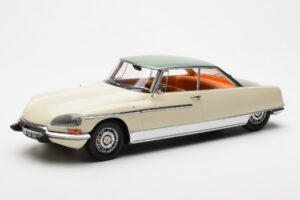 Citroen DS 21 Le Leman Avoauto Norsunluu ja Vihreä Norev 1:18