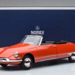 Citroen DS19 Avoauto Norev 1:18 181599 Metalli - image 7 of 7