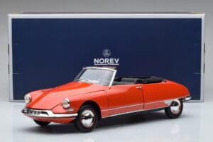 Citroen DS19 Avoauto Norev 1:18 181599 Metalli — kuva 7 / 7