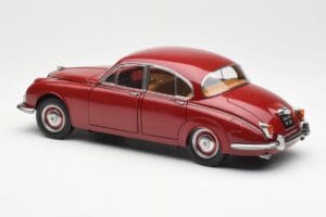 Daimler 250 V8 Punainen Paragon 1:18 PA-98312 Metalli — kuva 7 / 8